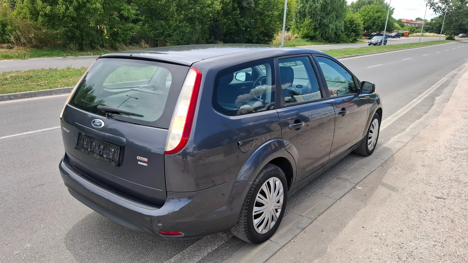 Ford Focus 1.6 TDCI, снимка 4 - Автомобили и джипове - 54937988