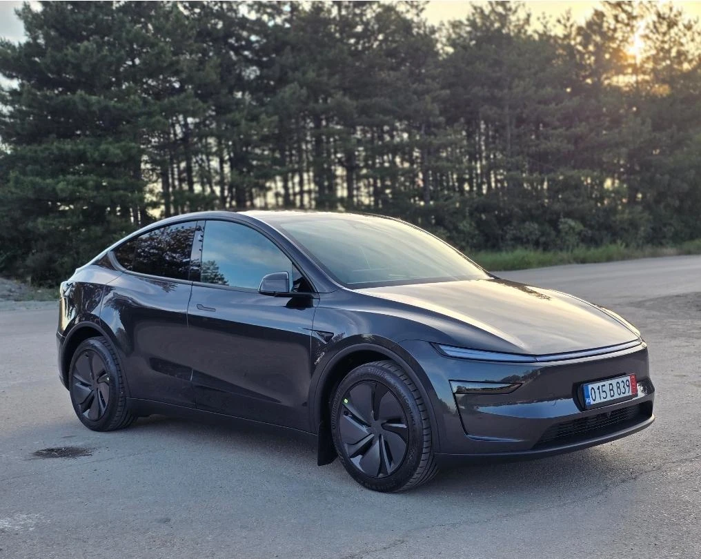Tesla Model Y Налична!Чисто Нова ЛР 4х4, снимка 8 - Автомобили и джипове - 55074475