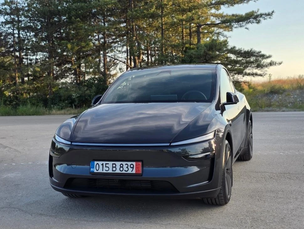 Tesla Model Y Налична!Чисто Нова ЛР 4х4, снимка 10 - Автомобили и джипове - 55074475