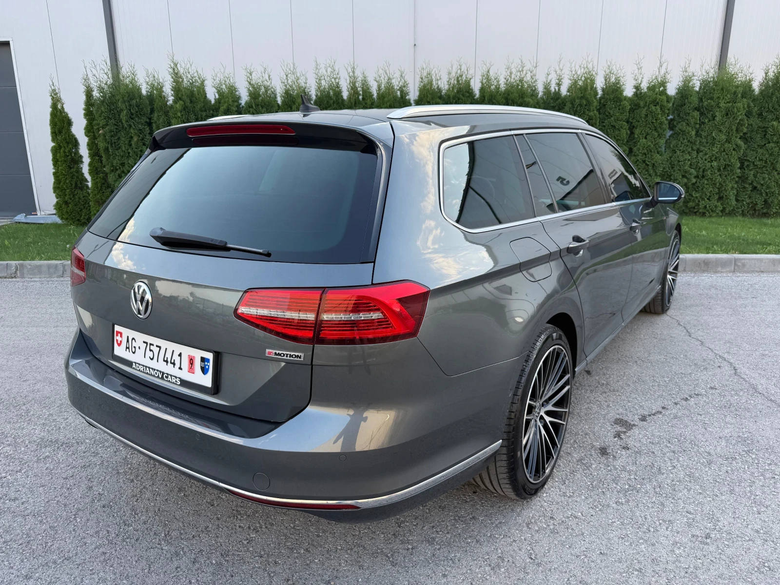 VW Passat 2.0 TDI 4x4 190кс Дигитал, снимка 3 - Автомобили и джипове - 55592756