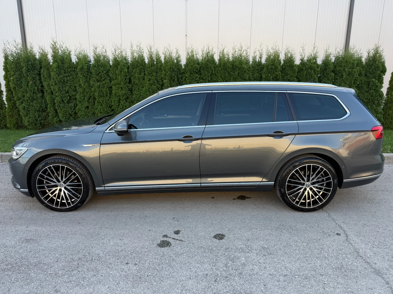 VW Passat 2.0 TDI 4x4 190кс Дигитал, снимка 5 - Автомобили и джипове - 55592756