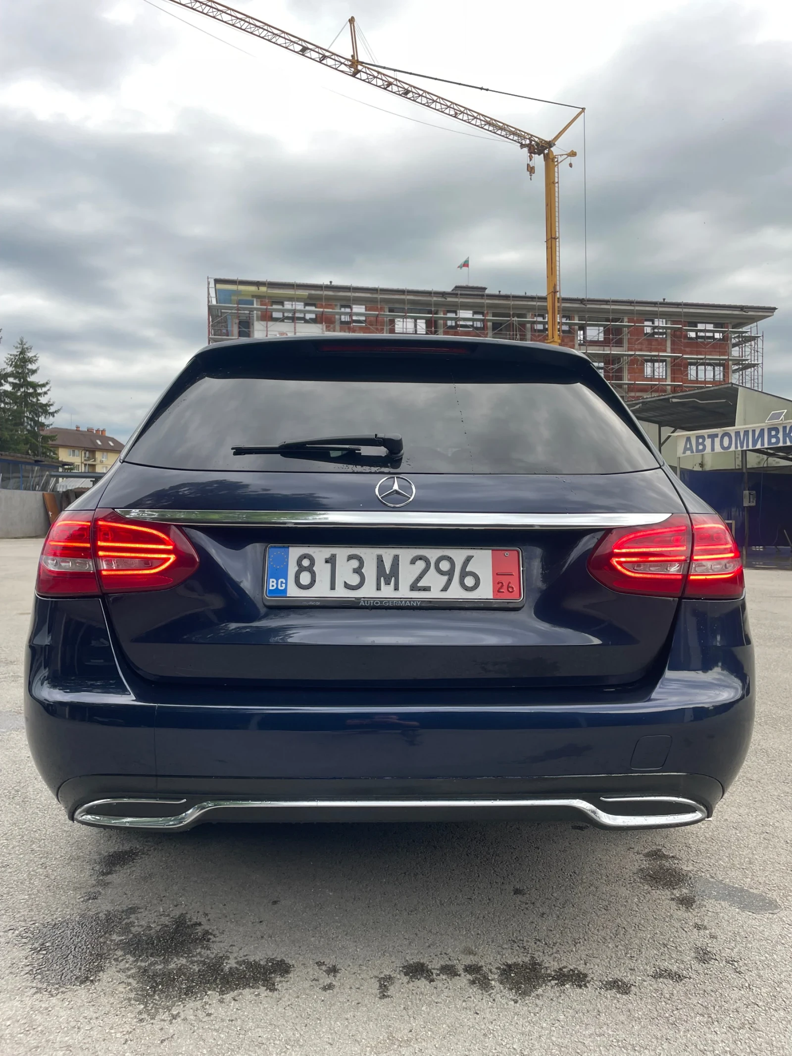 Mercedes-Benz C 220 Cdi 170hp avangarde full led camera кожа+ алкантар, снимка 7 - Автомобили и джипове - 55675752