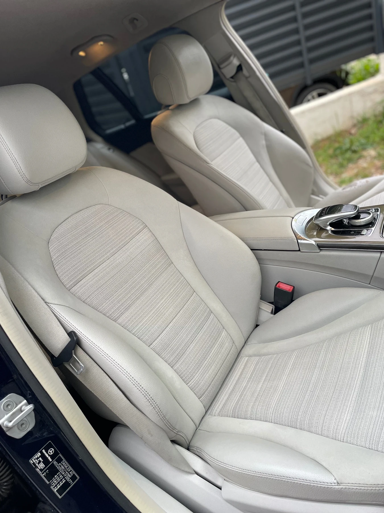 Mercedes-Benz C 220 Cdi 170hp avangarde full led camera кожа+ алкантар, снимка 16 - Автомобили и джипове - 55675752