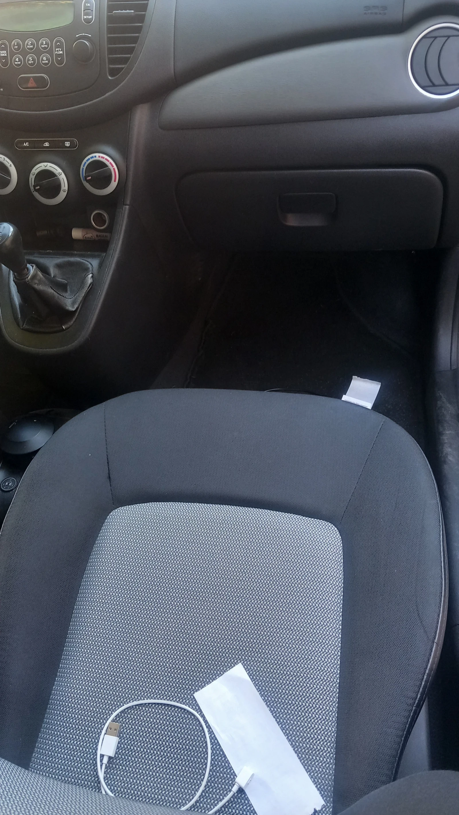 Hyundai I10, снимка 9 - Автомобили и джипове - 55883654