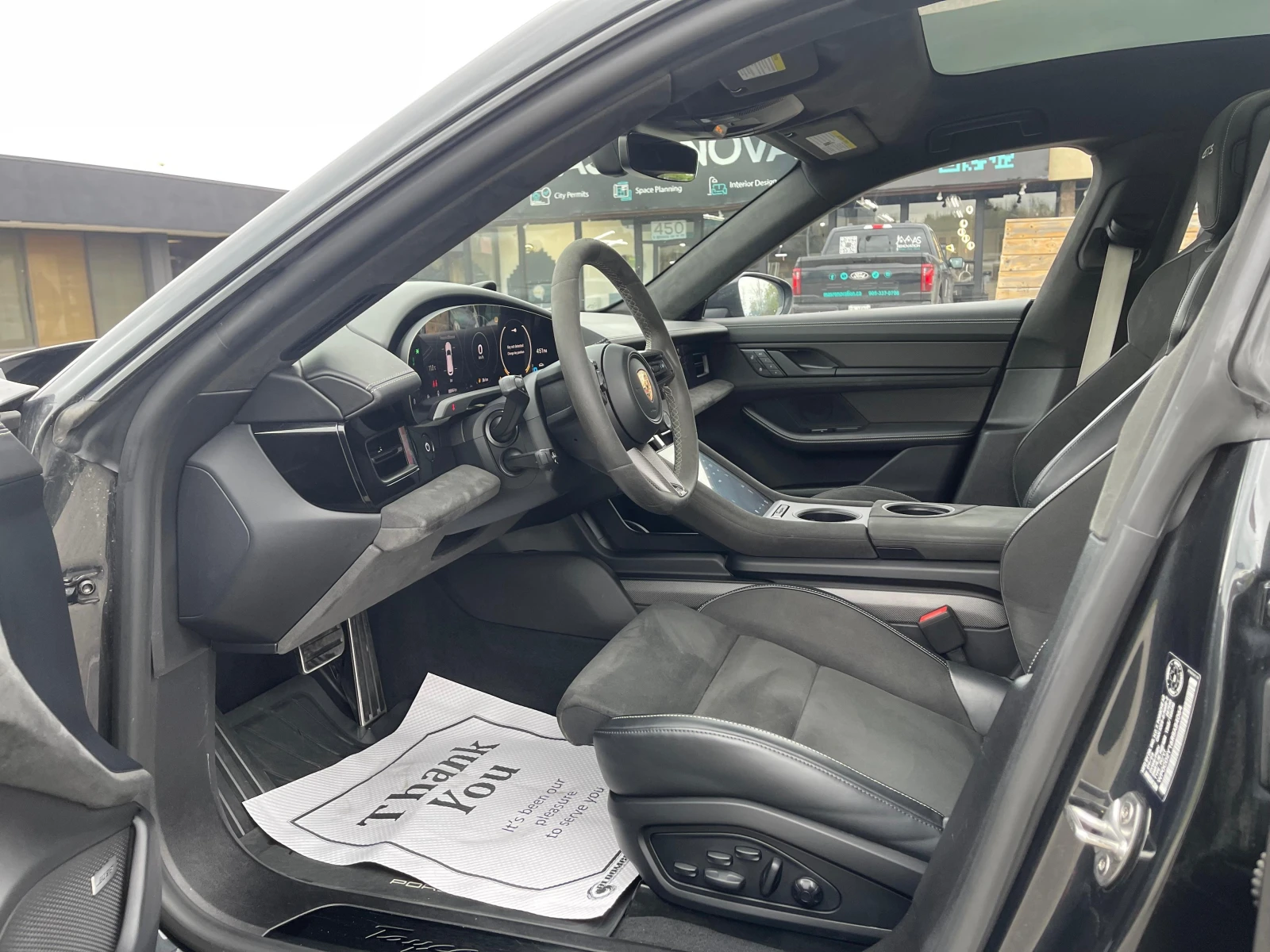 Porsche Taycan * GTS Sport Turismo AWD * CARFAX * ОПЦИЯ ЗА ФИНАНС, снимка 5 - Автомобили и джипове - 55939047