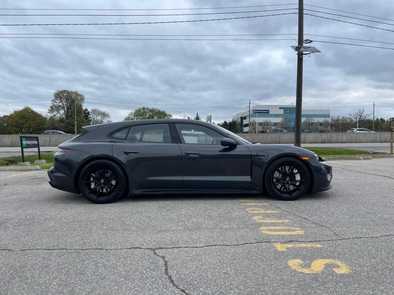 Porsche Taycan * GTS Sport Turismo AWD * CARFAX * ОПЦИЯ ЗА ФИНАНС, снимка 3 - Автомобили и джипове - 55939047