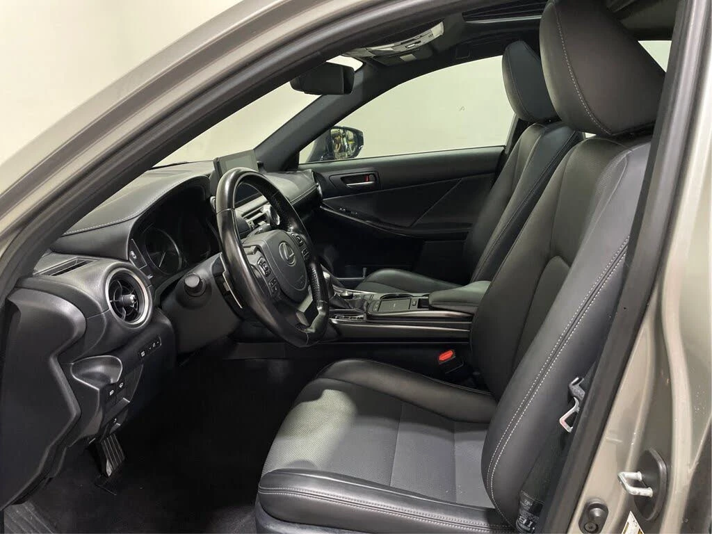 Lexus IS 300 * CarPlay * FULL * ���������� (���� �� ��������) | Mobile.bg � ����������� 8