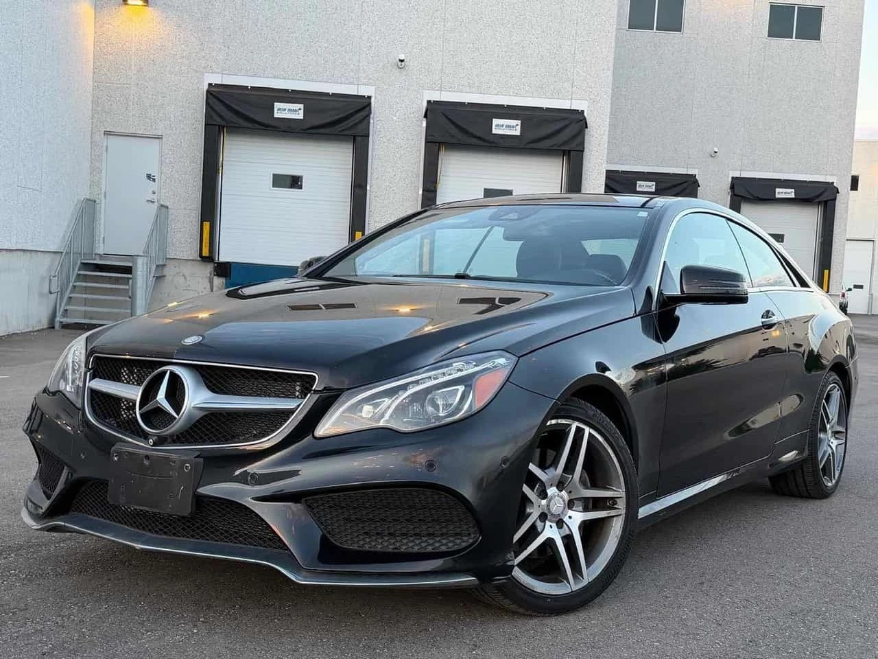 Mercedes-Benz E 400 * 2dr Cpe 4MATIC * CARFAX * ОПЦИЯ ЗА ФИНАНСИРАНЕ