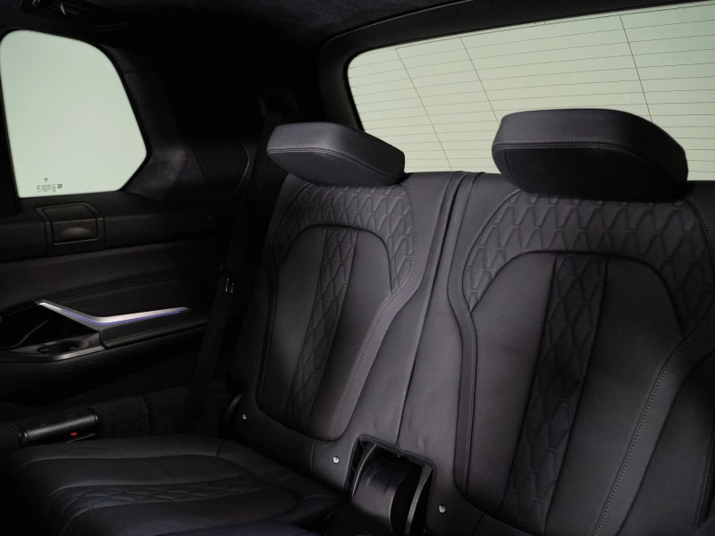 BMW X7 ALPINA XB7, снимка 10 - Автомобили и джипове - 52407203