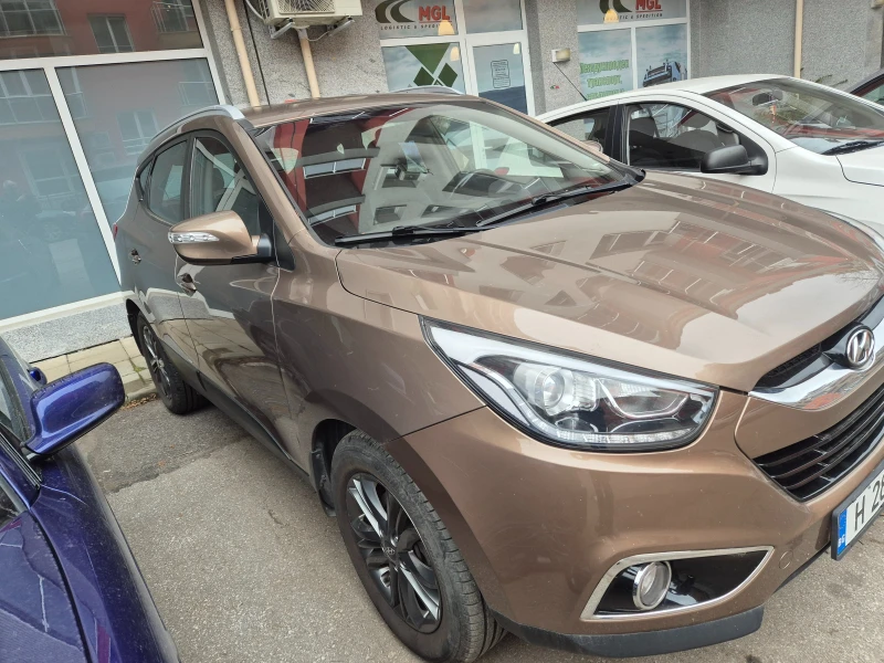 Hyundai IX35, снимка 2 - Автомобили и джипове - 52654211