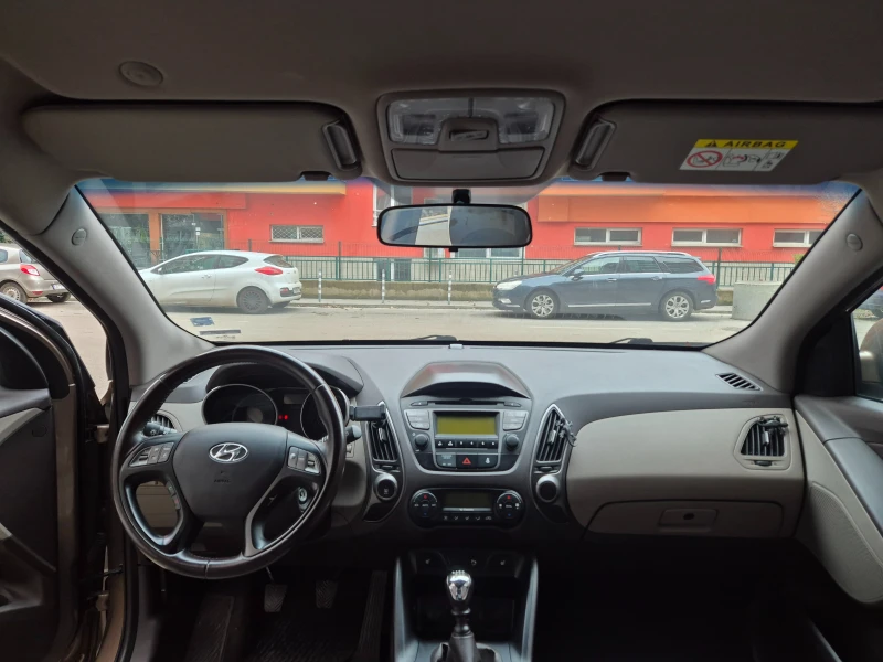 Hyundai IX35, снимка 11 - Автомобили и джипове - 52654211
