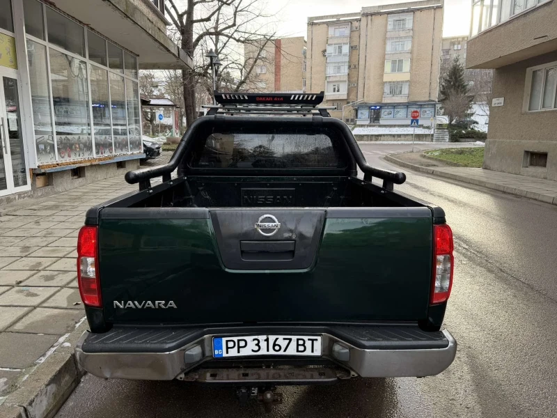 Nissan Navara 2.5 D pickup, снимка 8 - Автомобили и джипове - 53177233