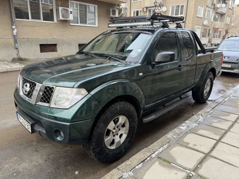 Nissan Navara 2.5 D pickup, снимка 3 - Автомобили и джипове - 53177233