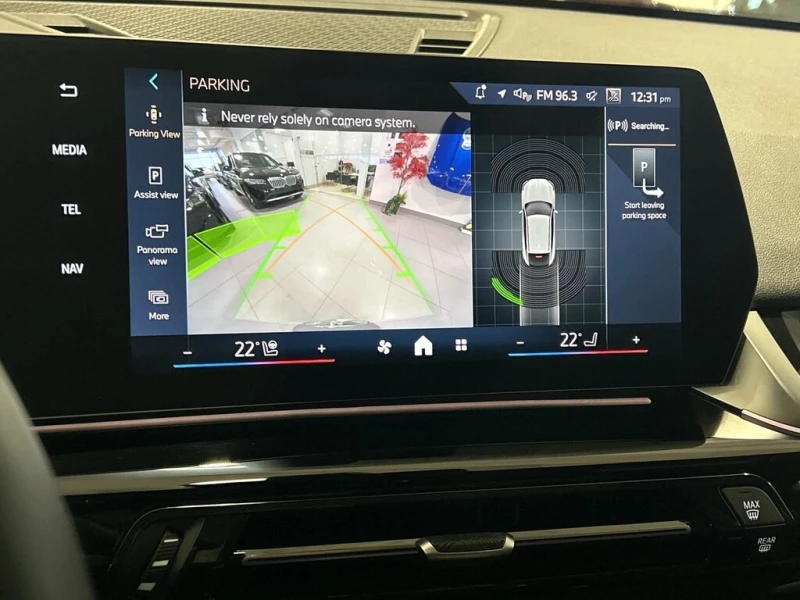 BMW X2 xDrive28i | Essential PKG Wireless Device Charging, снимка 12 - Автомобили и джипове - 53428691