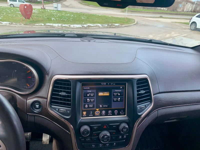 Jeep Grand cherokee Summit, снимка 14 - Автомобили и джипове - 53599014