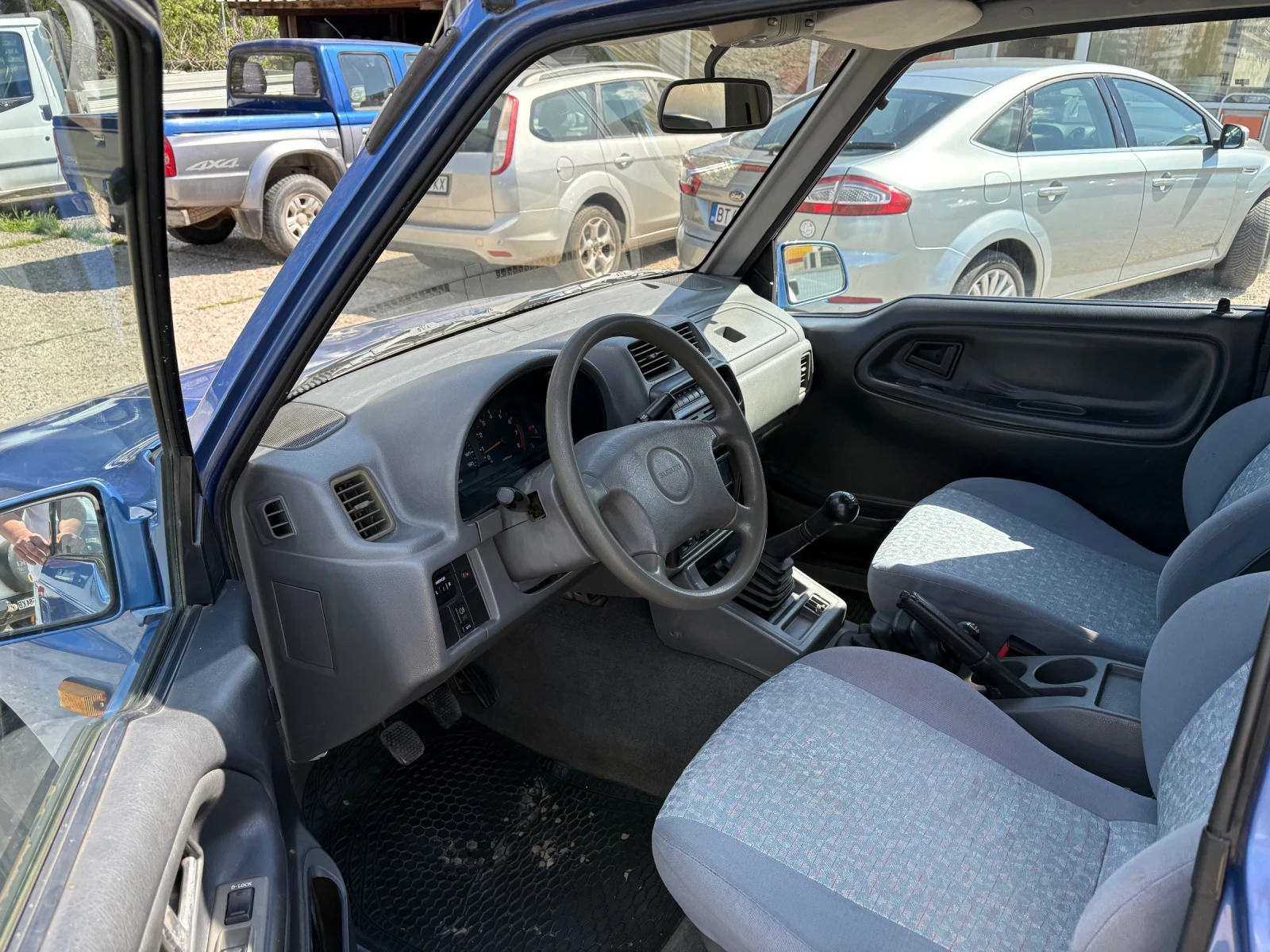 Suzuki Vitara 1.6i 97hp 4x4 118000km klimatik - изображение 9