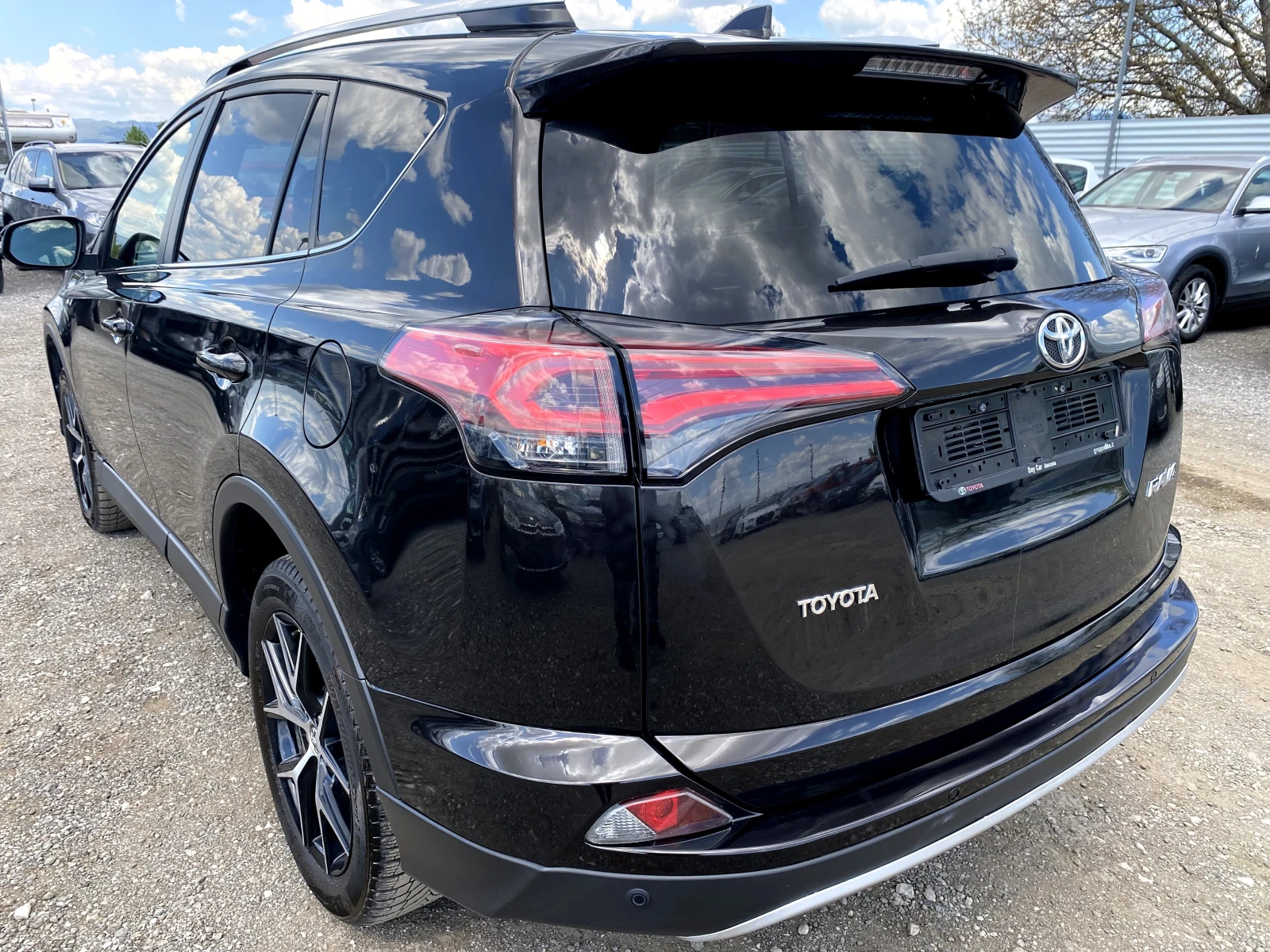 Toyota Rav4 2.0 d4d 178x.km TOP - изображение 3