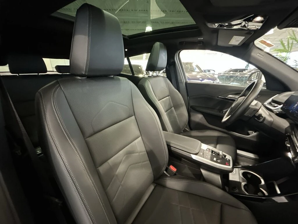 BMW X2 xDrive28i | Essential PKG Wireless Device Charging | Mobile.bg � ����������� 15