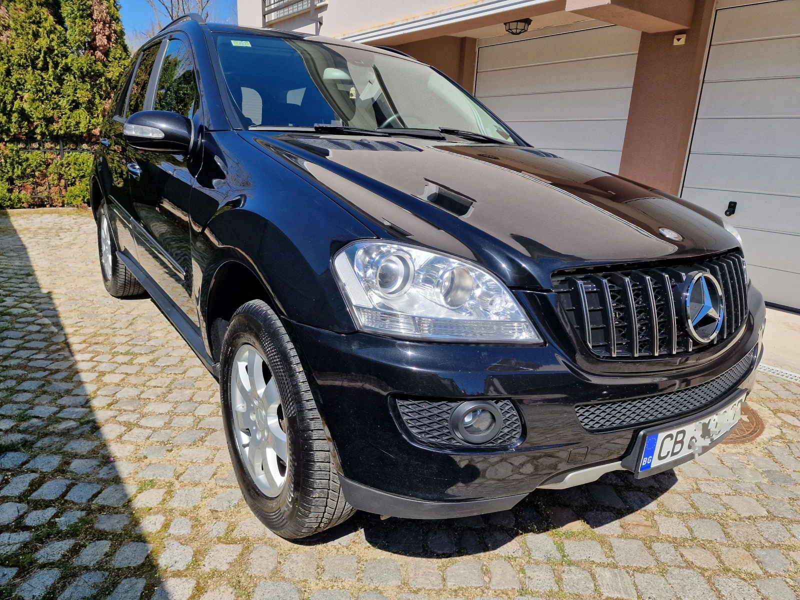 Mercedes-Benz ML 320, снимка 2 - Автомобили и джипове - 54112359