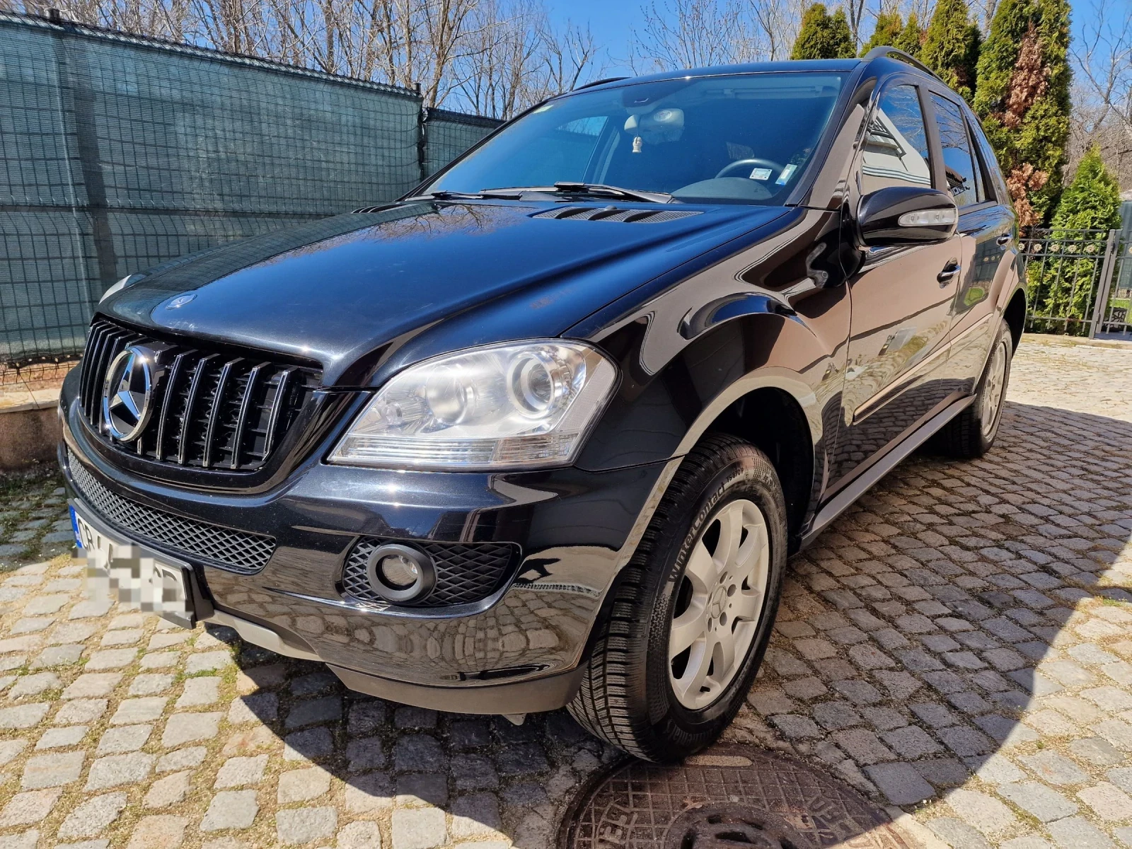 Mercedes-Benz ML 320, снимка 3 - Автомобили и джипове - 54112359