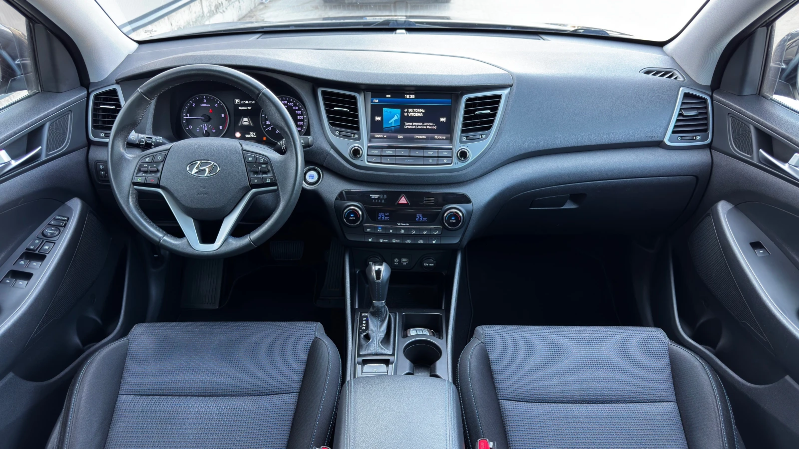 Hyundai Tucson 1.7 CRDi Xpossible 🇮🇹 | Mobile.bg � ����������� 10