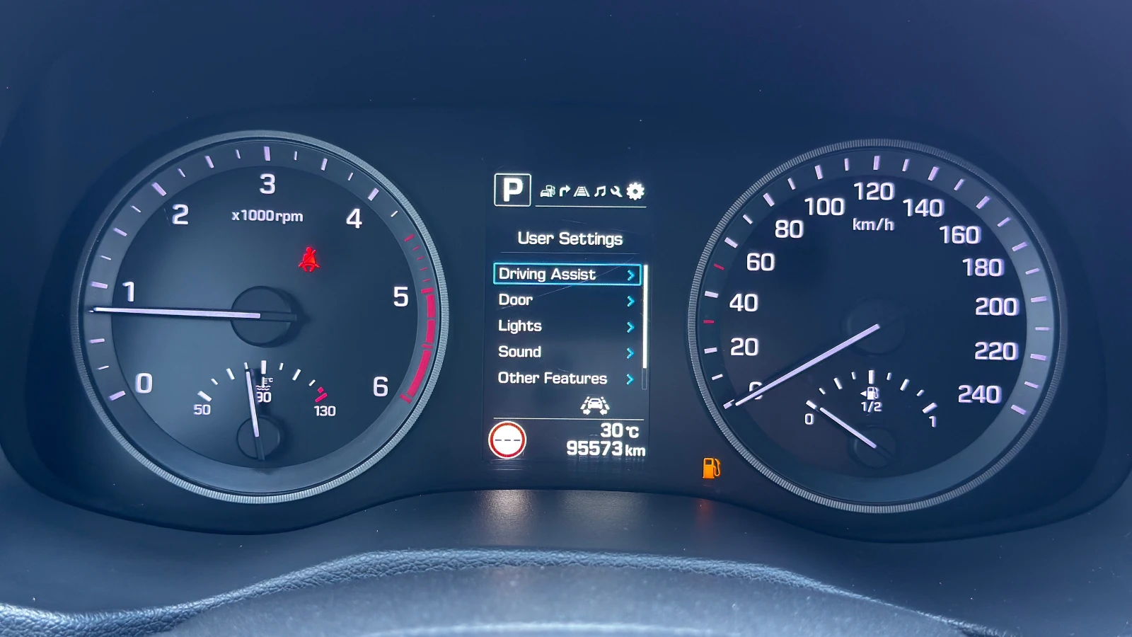 Hyundai Tucson 1.7 CRDi Xpossible 🇮🇹 | Mobile.bg � ����������� 14