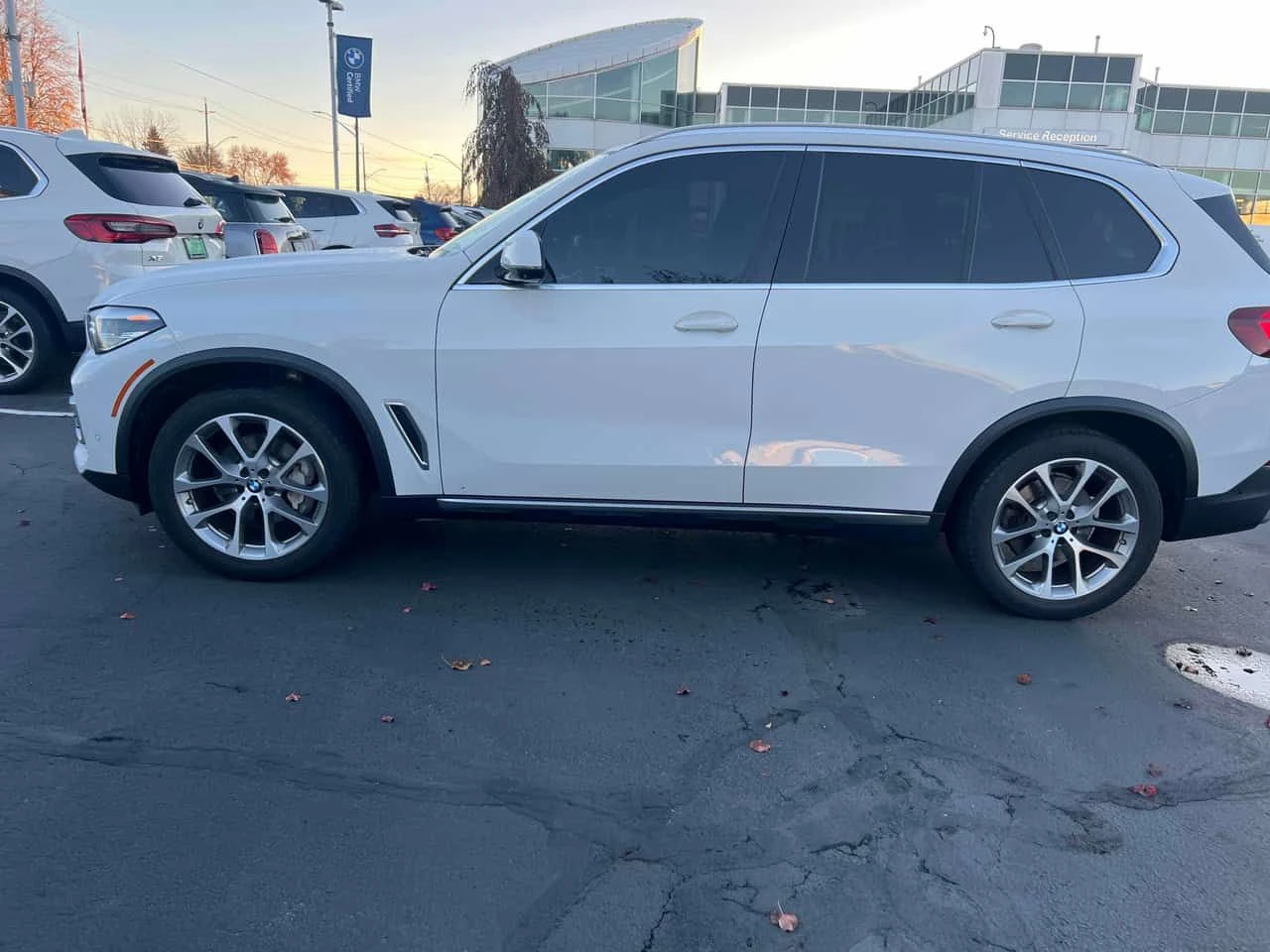 BMW X5 * xDrive40i * CARFAX * 360 КАМЕРА * HEAD UP * , снимка 2 - Автомобили и джипове - 55355508
