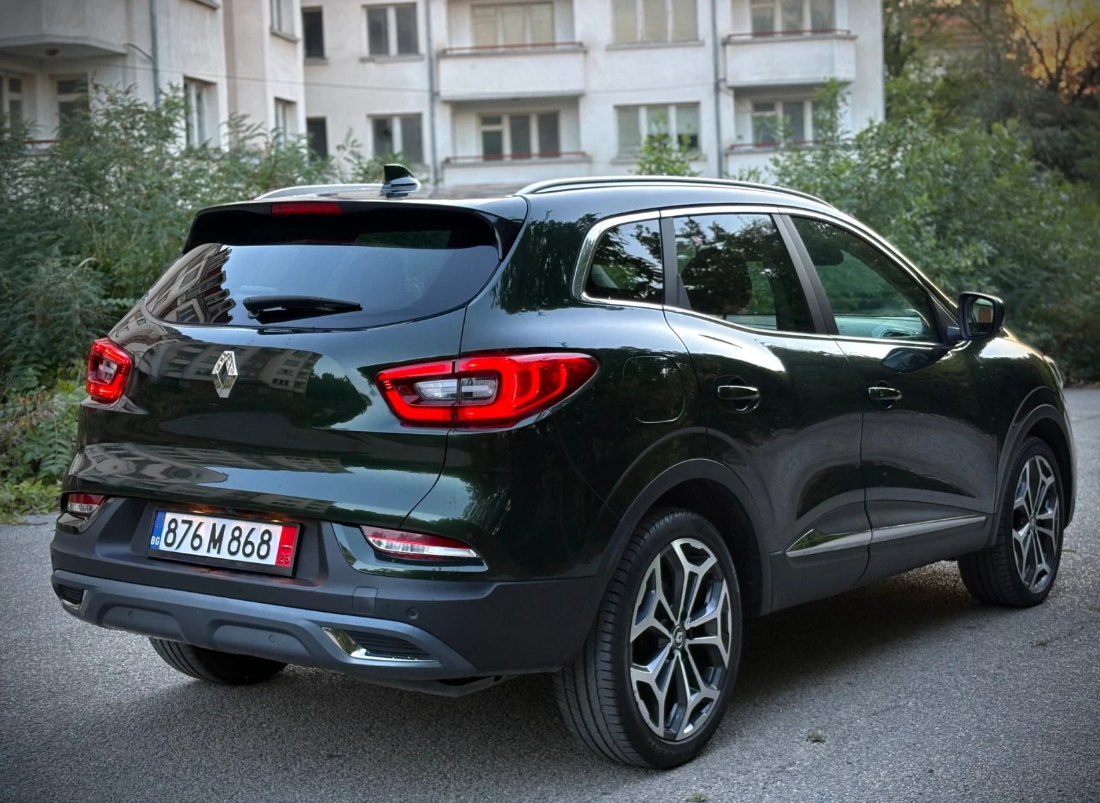 Renault Kadjar * 1.5dCi * KEYLESS * BOSE * PODGREV * KAMERA * , снимка 4 - Автомобили и джипове - 55848637