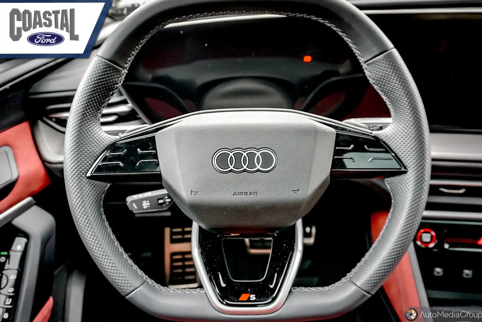 Audi SQ5 TECHNIK ЦЕНА ДО БЪЛГАРИЯ АВТОКРЕДИТ, снимка 12 - Автомобили и джипове - 55950287