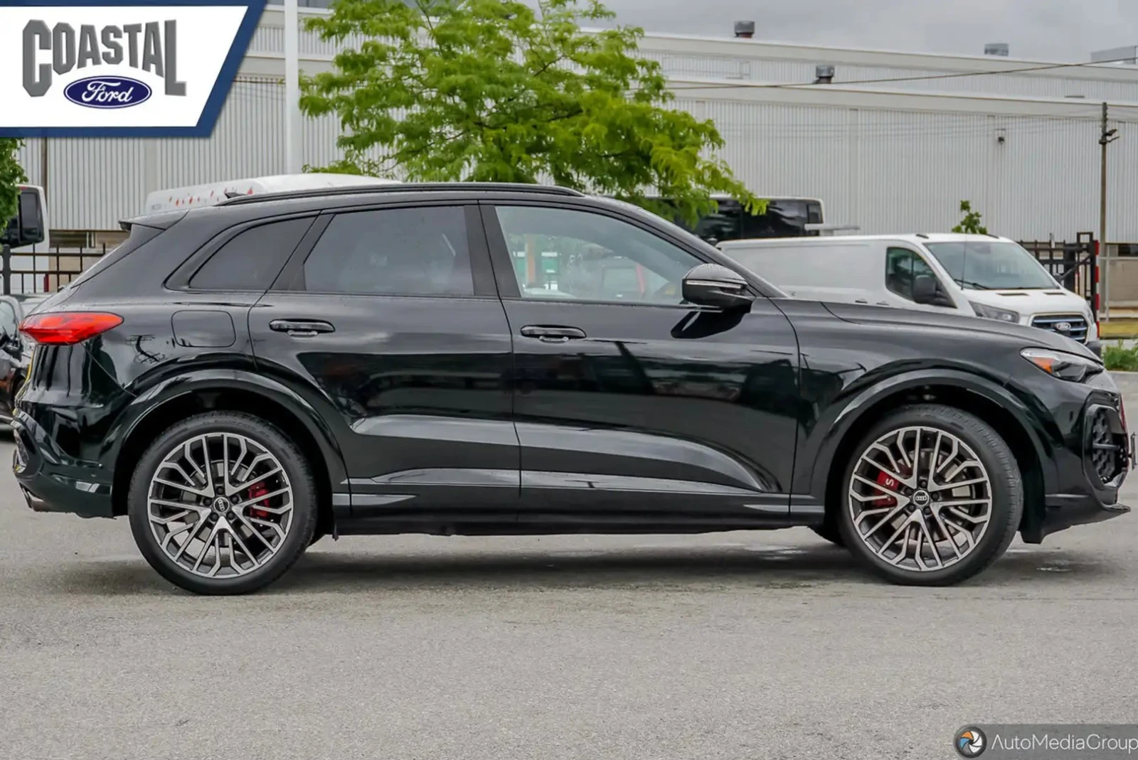 Audi SQ5 TECHNIK ЦЕНА ДО БЪЛГАРИЯ АВТОКРЕДИТ, снимка 4 - Автомобили и джипове - 55950287