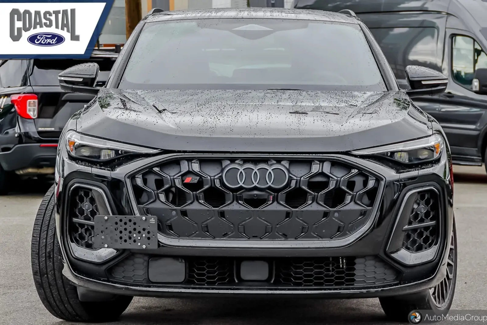 Audi SQ5 TECHNIK ЦЕНА ДО БЪЛГАРИЯ АВТОКРЕДИТ, снимка 2 - Автомобили и джипове - 55950287