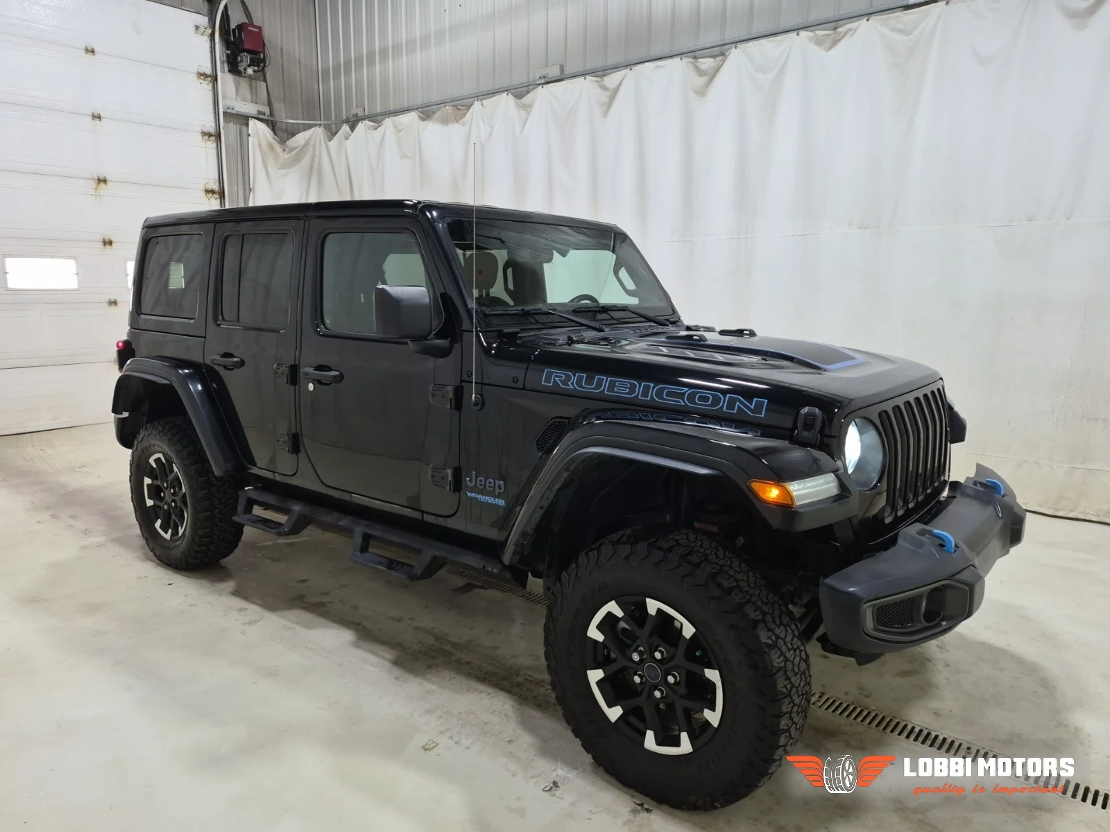 Jeep Wrangler, снимка 2 - Автомобили и джипове - 56295533