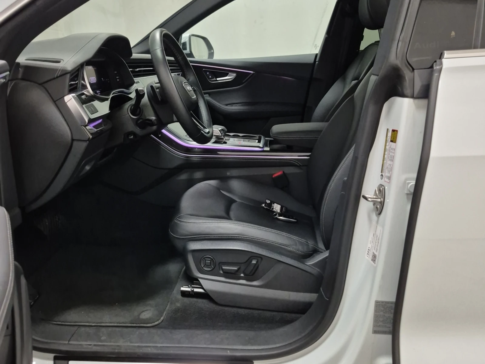 Audi Q8 3.0 TFSI  PROGRESSIV , снимка 7 - Автомобили и джипове - 56440520