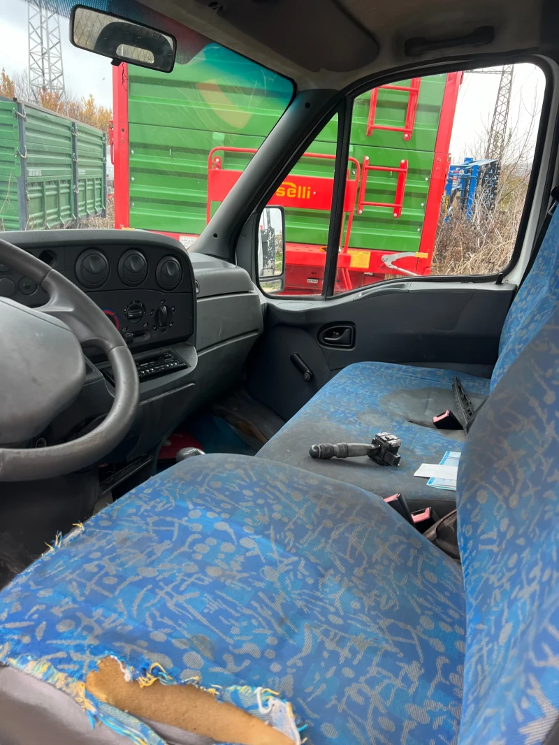 Iveco Daily 2.8 , снимка 6 - Бусове и автобуси - 47896358