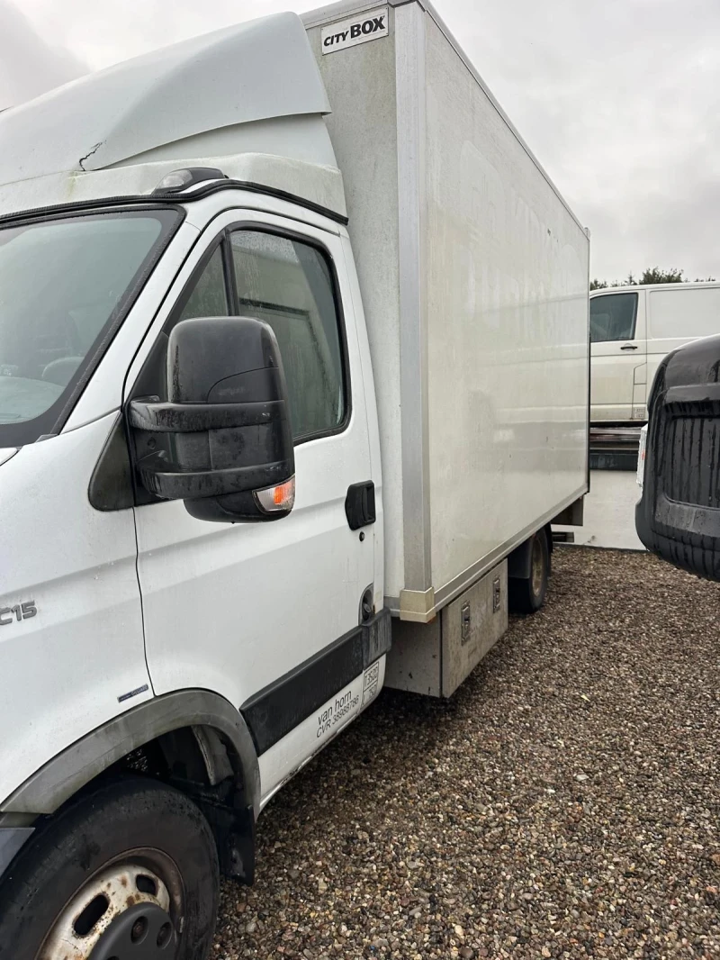 Iveco 35c15 3.0 Фургон с падащ борд, снимка 2 - Бусове и автобуси - 47968435