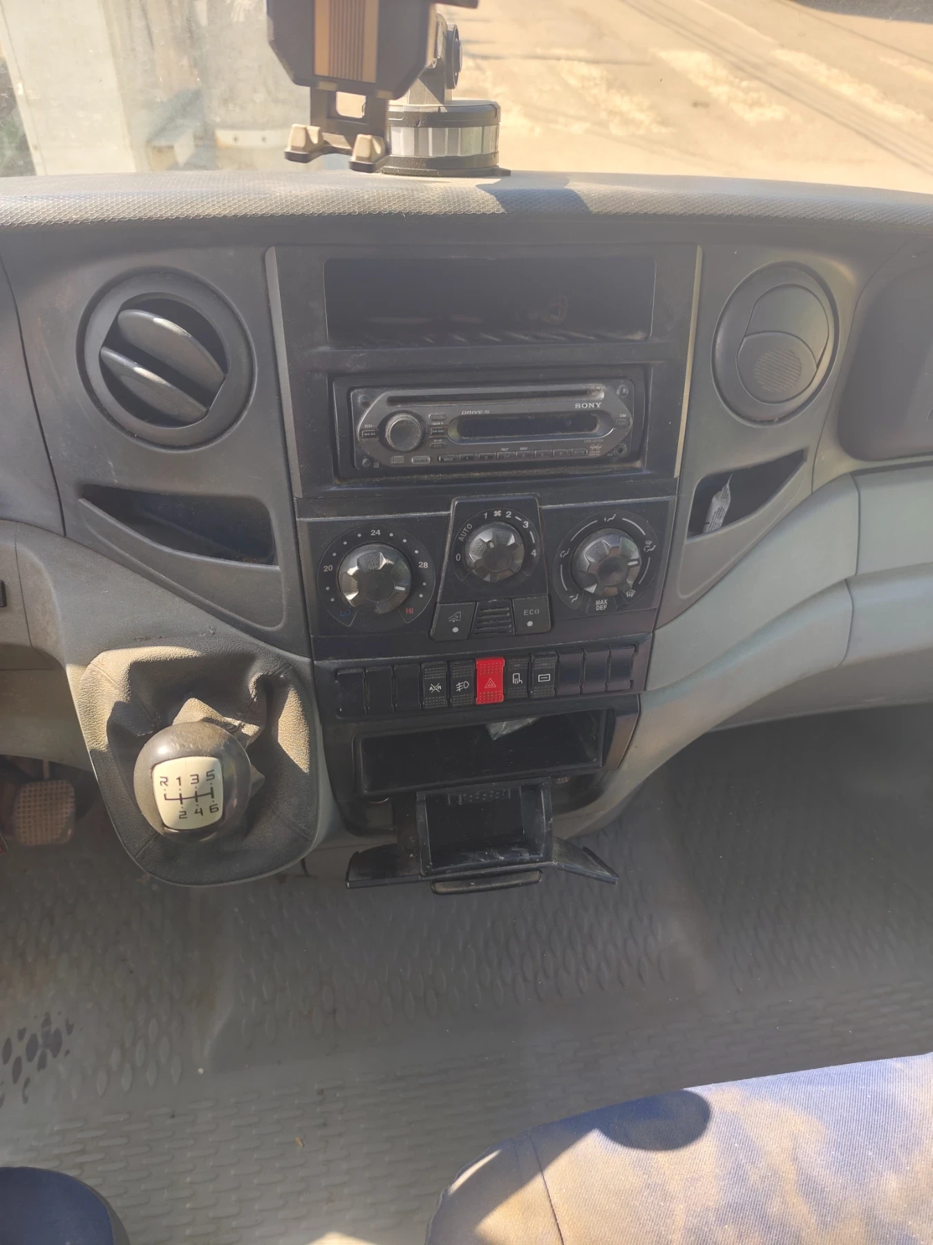 Iveco 35c15, снимка 5 - Бусове и автобуси - 54554241