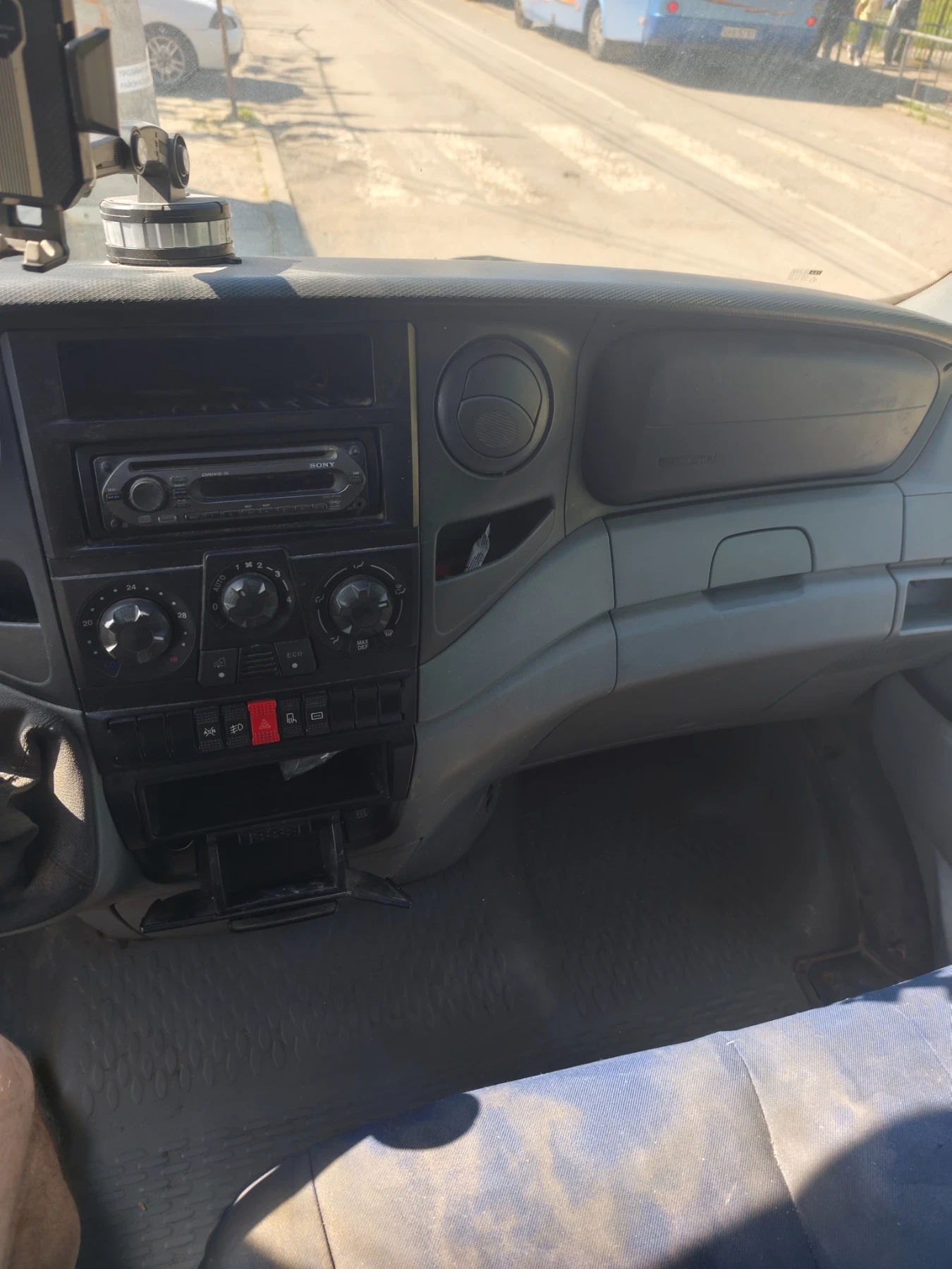Iveco 35c15, снимка 2 - Бусове и автобуси - 54554241