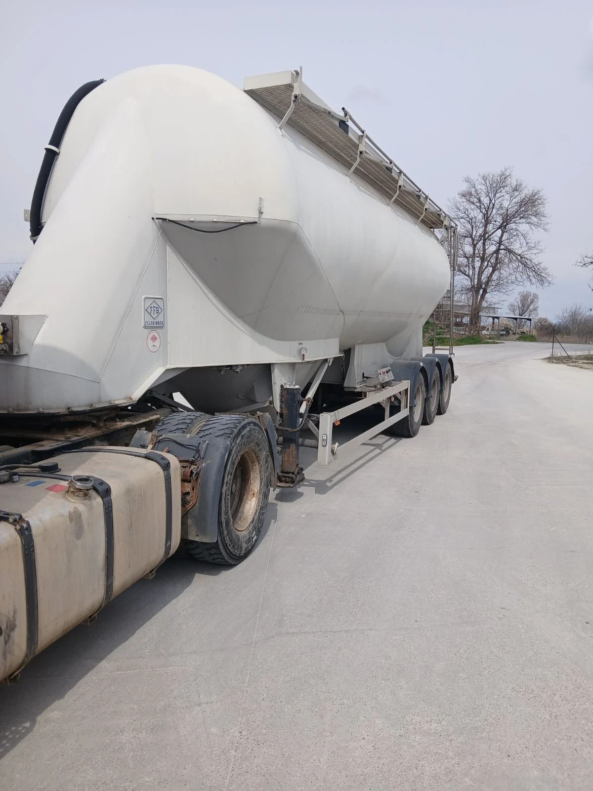 Полуремарке Feldbinder 40.3, снимка 2 - Ремаркета - 53924501