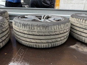 Гуми Летни 275/35R20, снимка 2 - Гуми и джанти - 49538263