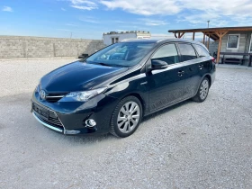 Toyota Auris HYBRID, снимка 2