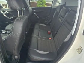 Peugeot 2008 1.6 БЕНЗИН РЕАЛНИ КИЛОМЕТРИ, снимка 14