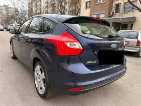 Ford Focus 1.6i Бензин/Климатроник/4Врати, снимка 6