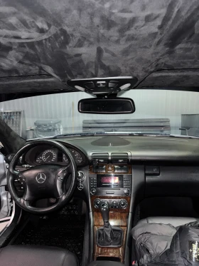 Mercedes-Benz C 220, снимка 4