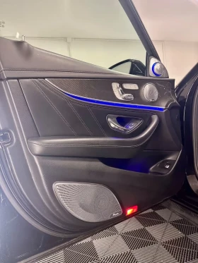 Mercedes-Benz E 63 AMG E63S AMG 4Matic+ * MB Garantie 07/26* Carbon* , снимка 11 - Автомобили и джипове - 53634162