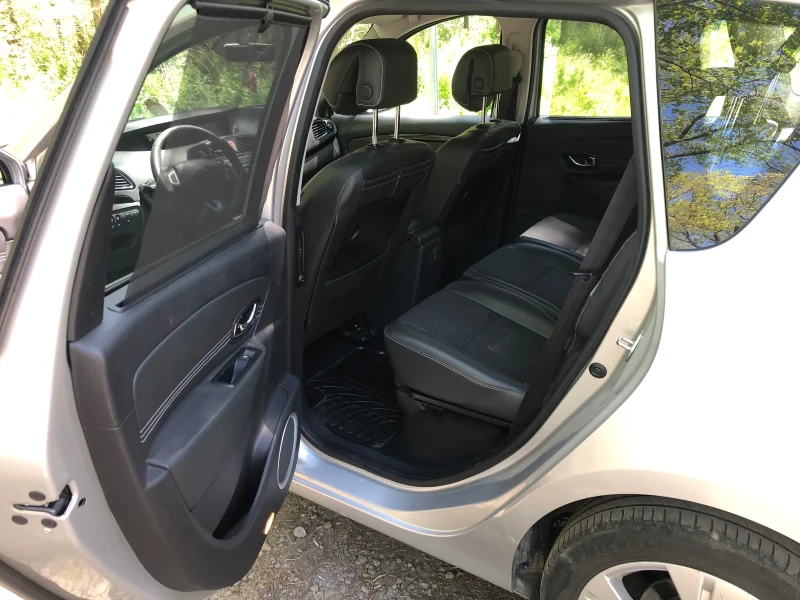 Renault Scenic 1.5 DCI, снимка 7 - Автомобили и джипове - 51751909