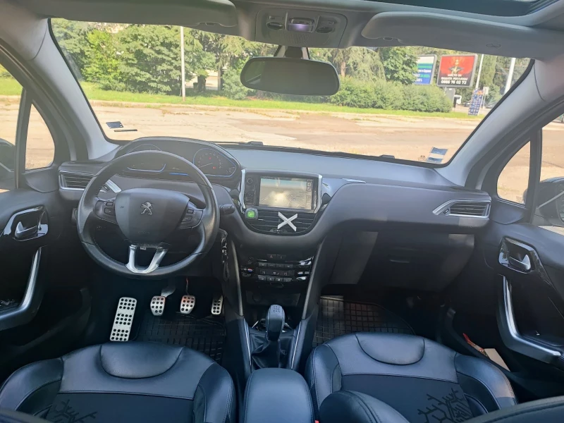 Peugeot 208, снимка 10 - Автомобили и джипове - 51216413