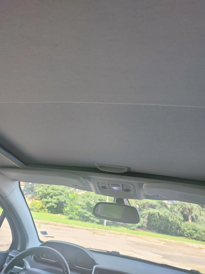 Peugeot 208, снимка 11 - Автомобили и джипове - 51216413