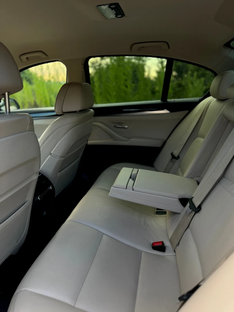 BMW 530 525 F10 XDRIVE FACELIFT 218 К.С. LUXURY TOP!!, снимка 11 - Автомобили и джипове - 51369599