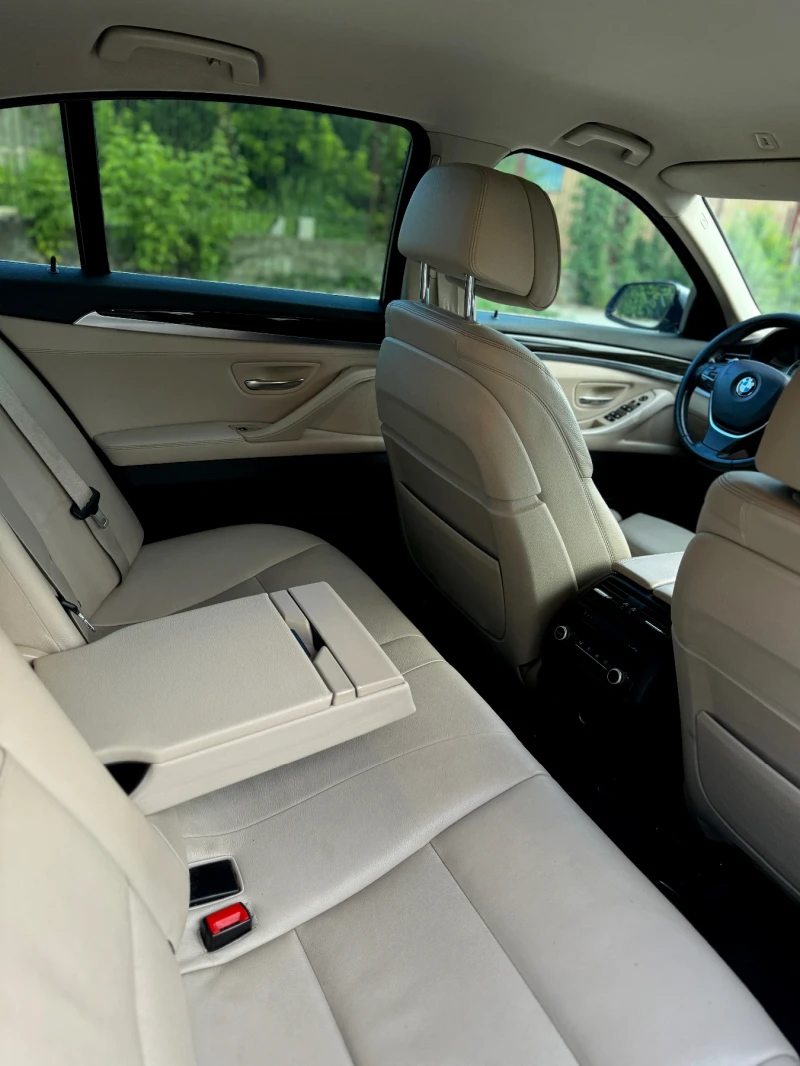 BMW 530 525 F10 XDRIVE FACELIFT 218 К.С. LUXURY TOP!!, снимка 12 - Автомобили и джипове - 51369599
