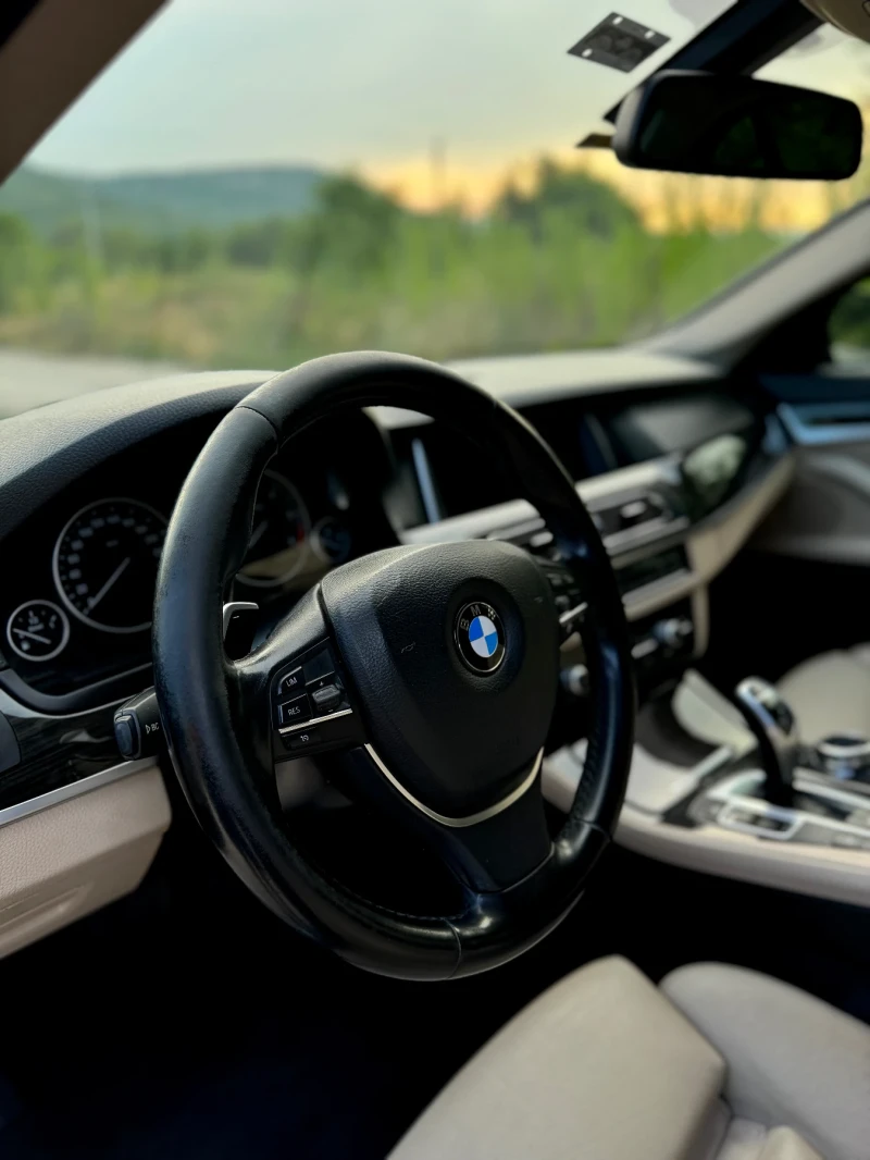 BMW 530 525 F10 XDRIVE FACELIFT 218 К.С. LUXURY TOP!!, снимка 8 - Автомобили и джипове - 51369599